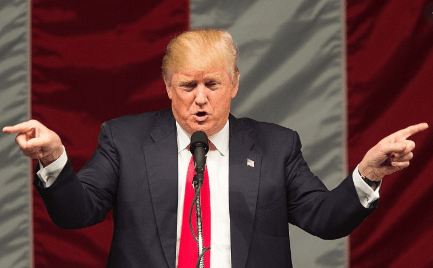 Trump pointing fingers.png